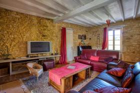 Gran propiedad con encanto dividida en cinco casas en venta