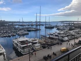 En Cannes apartamento al pie de los yates, vista al mar y Croisette