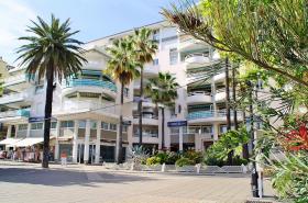Apartamento frente a la playa