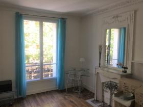 Apartamento de 3 habitaciones en venta en Montmartre Paris 18th arrondissement