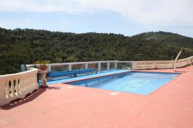 Casa-villa con 6 apartamentos sin vecinos - buenos ingresos por alquiler