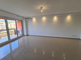 Apartamento en Sainte-Maxime completamente renovado ubicado en el centro de la ciudad