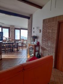 Villa con vistas a Sonnino y los pueblos de los alrededores