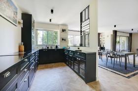 Se vende piso de 5 habitaciones en el distrito 16 de París
