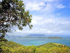 Isla Mayotte en una de las lagunas más grandes del mundo. Promoción residencial les Courols - Hanjagua.