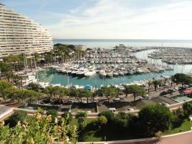 Apartamento Marina Baie des Anges con vistas panorámicas al mar y al puerto