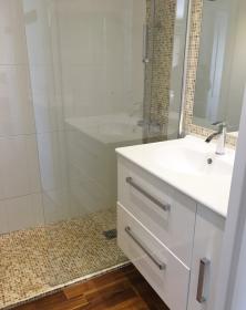 Hermoso apartamento de 3 habitaciones, perfecto estado, vista panorámica al mar