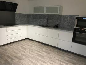 Gran casa de campo en venta en Massay - caso raro