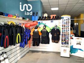 Centro de buceo - 200 m2 se encuentra a 100 m de la playa