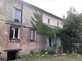 Finca rural a 80 km de París en una parcela de 4,7 ha