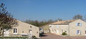 Cortijo en estilo Charentaise en venta