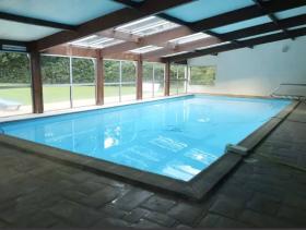 A la venta Norman Cottage con dependencia