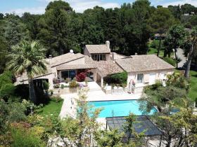 Una propiedad ecuestre excepcional en la Riviera francesa